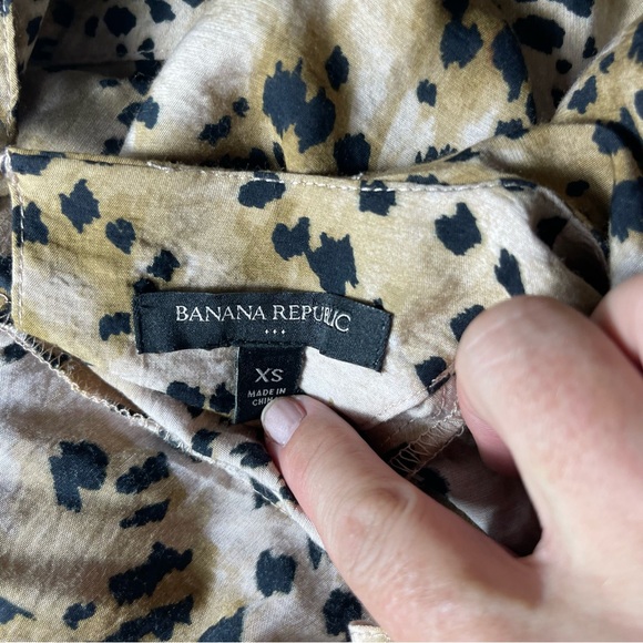 Banana Republic Cropped Top Blouse Leopard Print Balloon Sleeve Sz XS - Picture 11 of 13